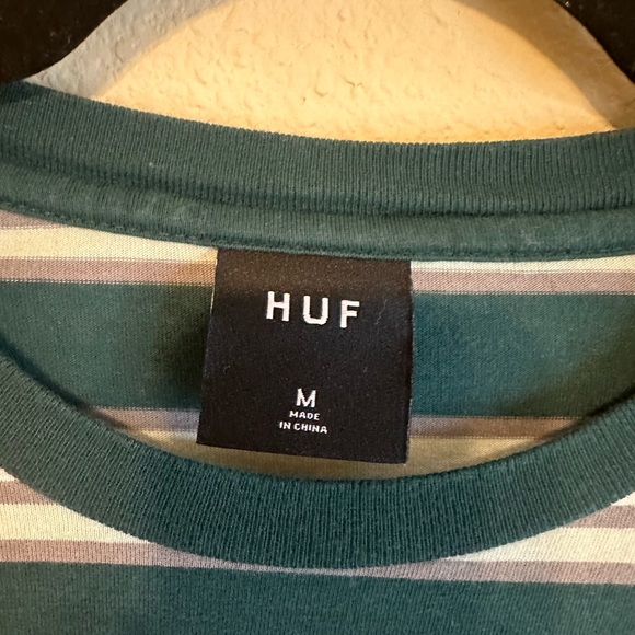 HUF T- shirt - Picture 3 of 5